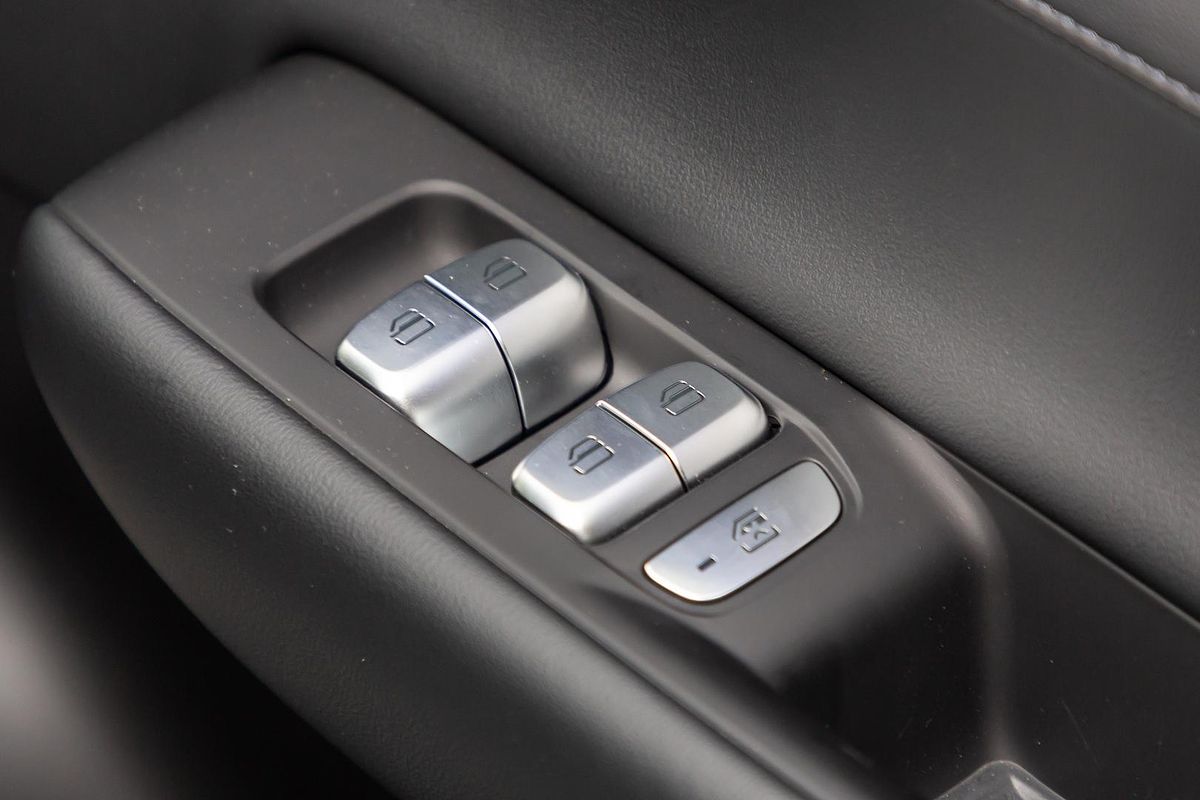 2025 Chery Tiggo 8 Super Hybrid Ultimate T31