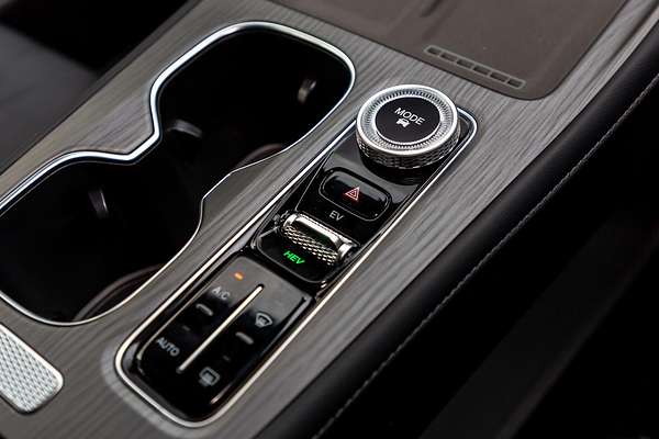 2025 Chery Tiggo 8 Super Hybrid Ultimate T31