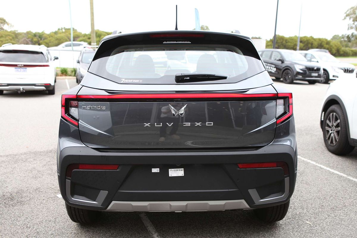 2025 Mahindra XUV 3XO AX5L