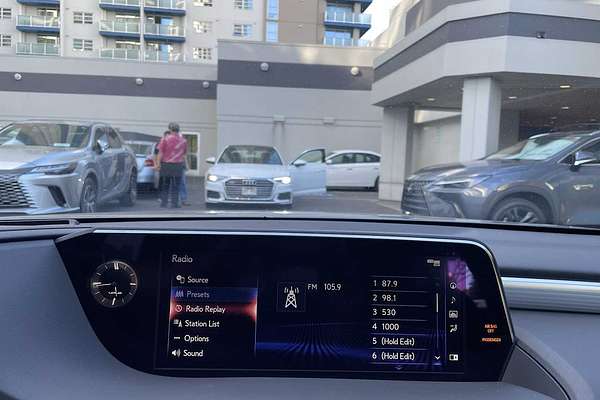 2021 Lexus ES F SPORT