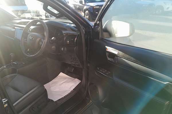 2024 Toyota Hilux Rogue 48V GUN126R 4X4