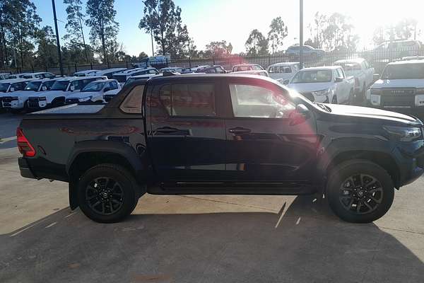 2024 Toyota Hilux Rogue 48V GUN126R 4X4