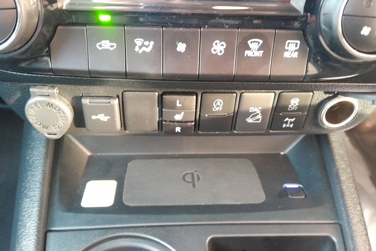 2024 Toyota Hilux Rogue 48V GUN126R 4X4