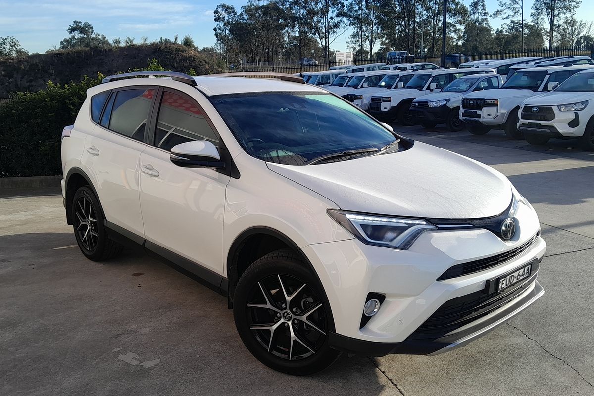 2018 Toyota RAV4 GXL ZSA42R