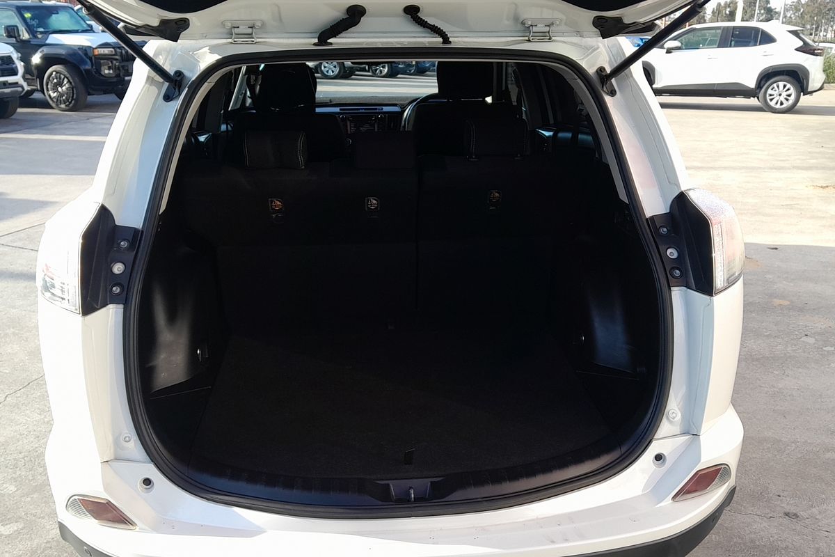 2018 Toyota RAV4 GXL ZSA42R