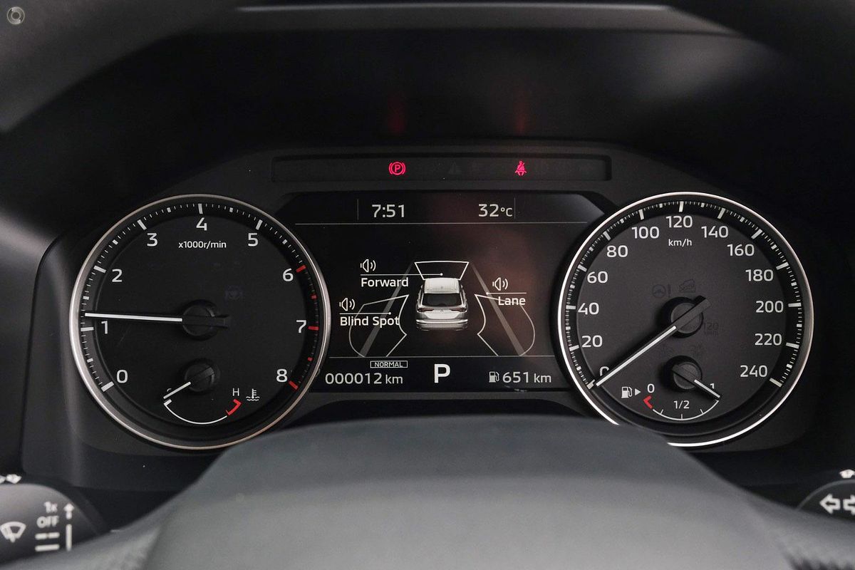 2025 Mitsubishi Outlander ES ZM
