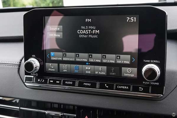 2025 Mitsubishi Outlander ES ZM