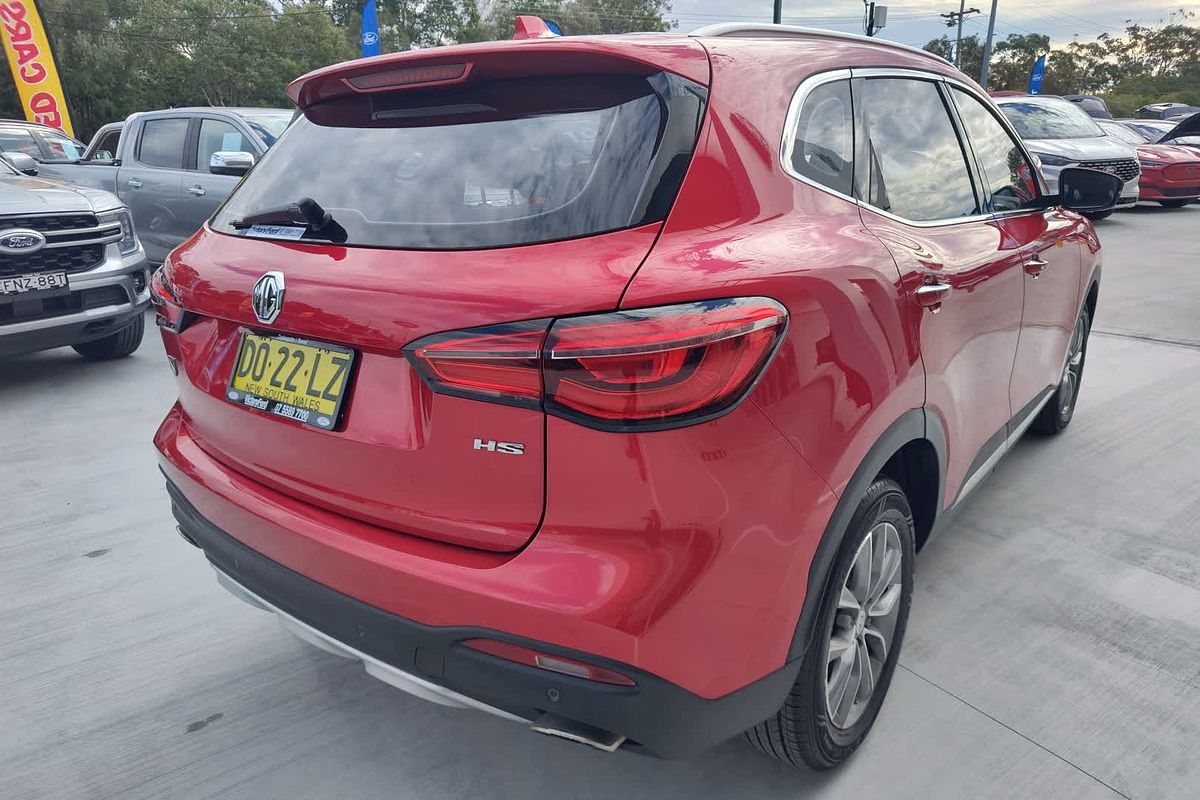 2022 MG HS Vibe SAS23