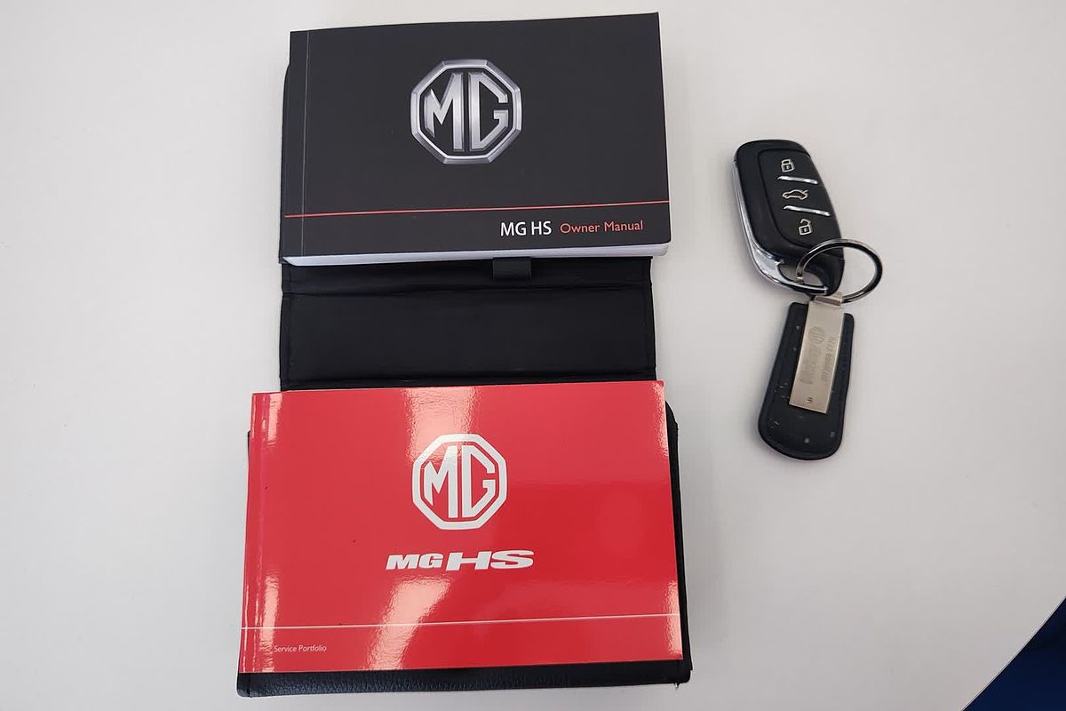 2022 MG HS Vibe SAS23
