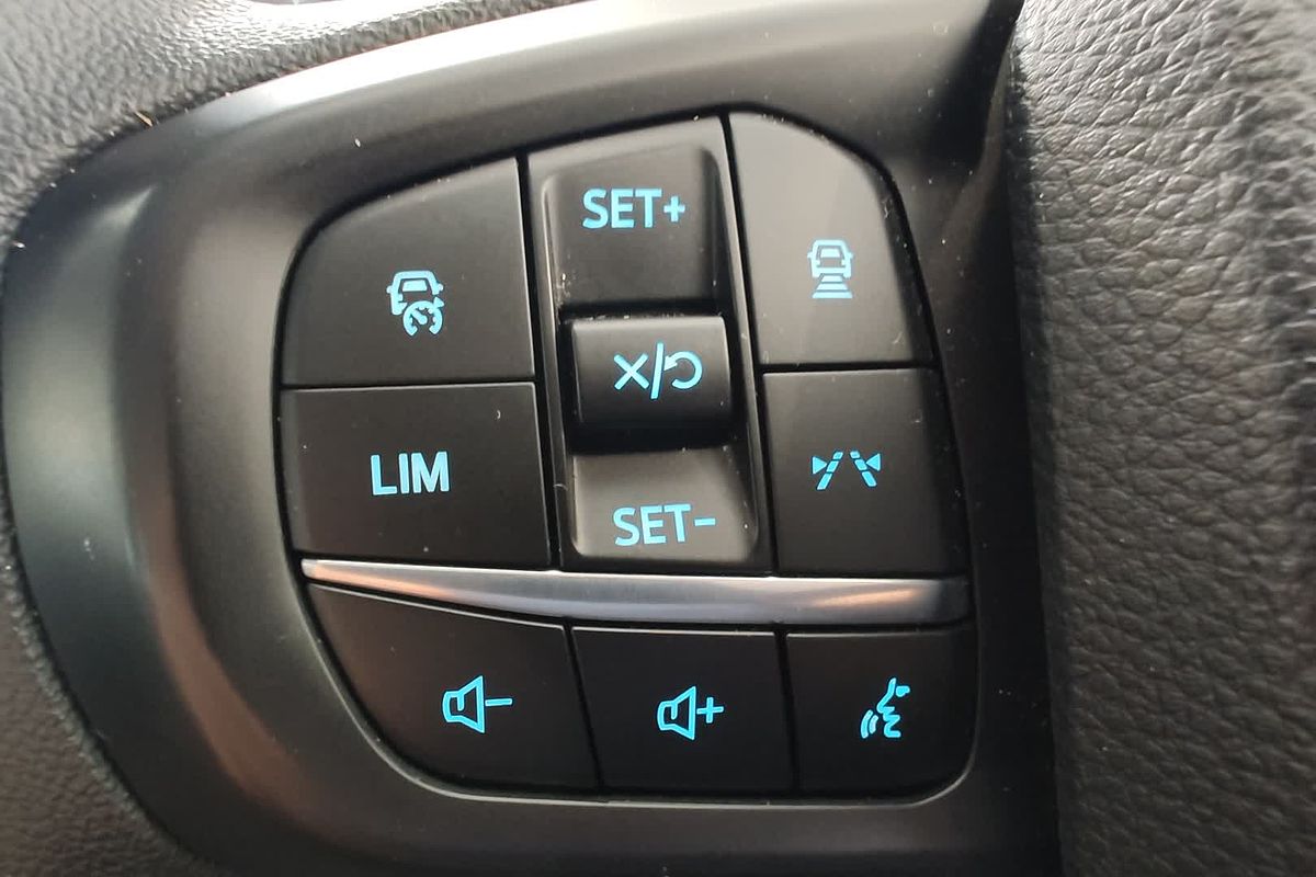 2024 Ford Everest Ambiente 2.0L