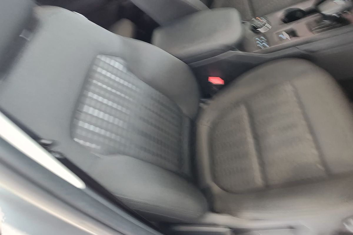 2024 Ford Everest Ambiente 2.0L