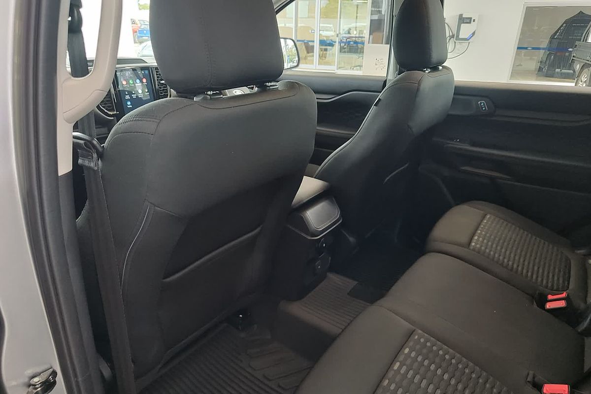 2024 Ford Everest Ambiente 2.0L