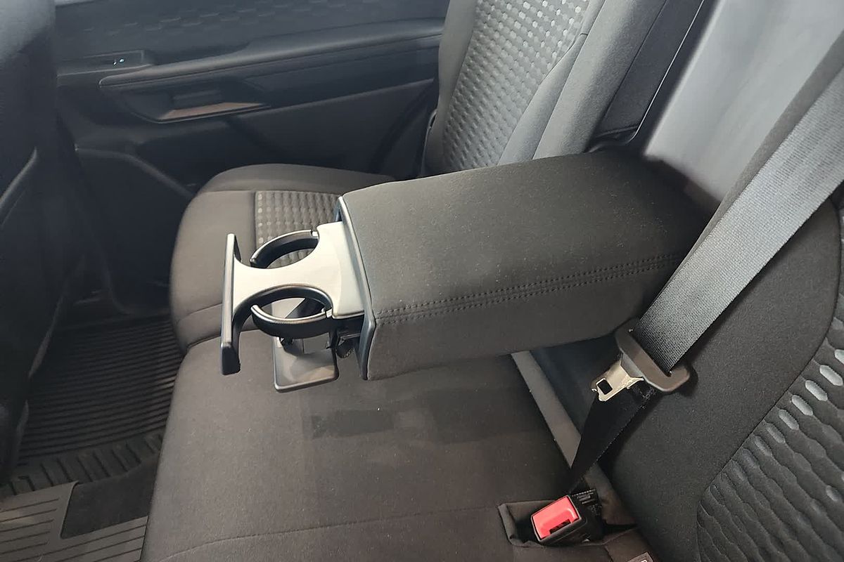 2024 Ford Everest Ambiente 2.0L