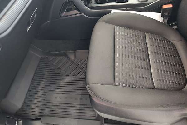 2024 Ford Everest Ambiente 2.0L