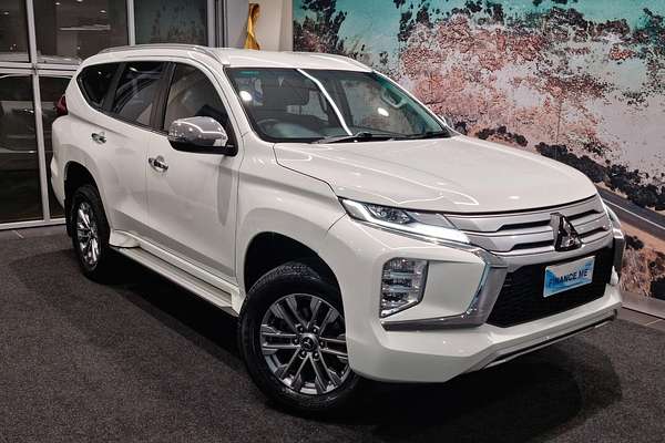 2024 Mitsubishi Pajero Sport GLX QF