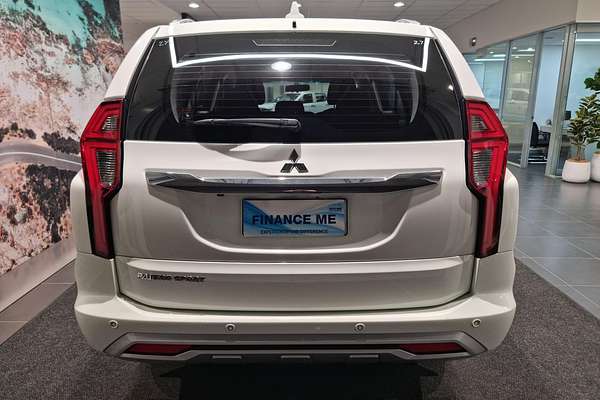 2024 Mitsubishi Pajero Sport GLX QF