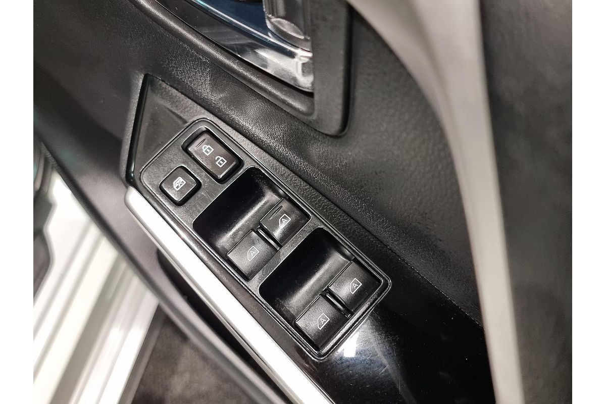 2024 Mitsubishi Pajero Sport GLX QF