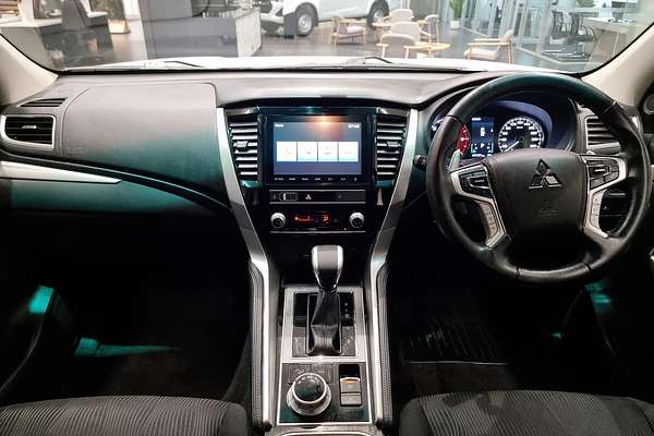 2024 Mitsubishi Pajero Sport GLX QF