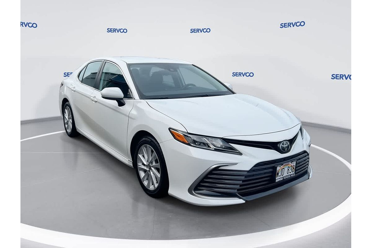 2022 Toyota Camry LE