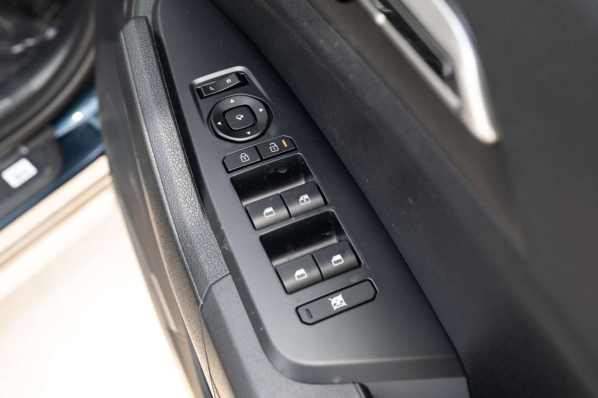 2025 Kia Sportage SX NQ5 PE