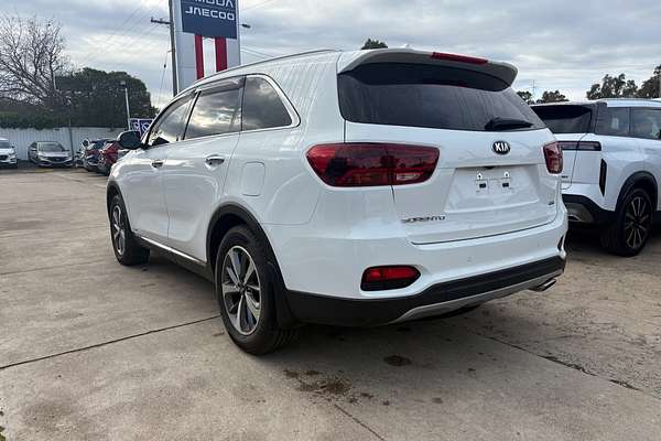 2019 Kia Sorento SLi UM