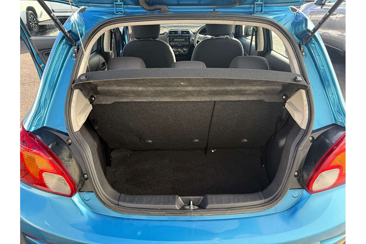 2016 Mitsubishi Mirage ES LA