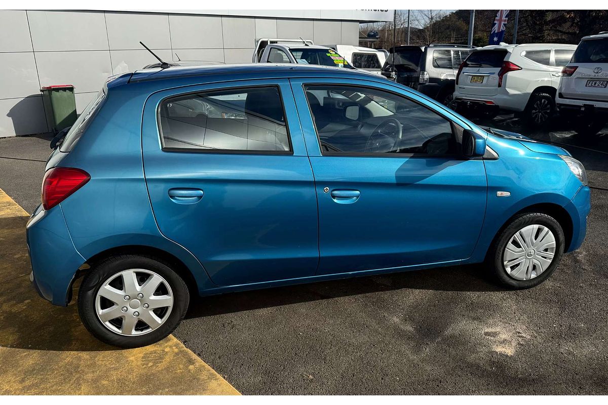 2016 Mitsubishi Mirage ES LA