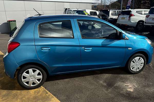 2016 Mitsubishi Mirage ES LA