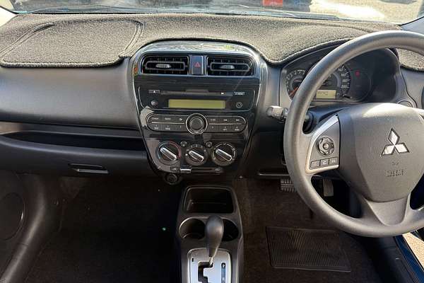 2016 Mitsubishi Mirage ES LA
