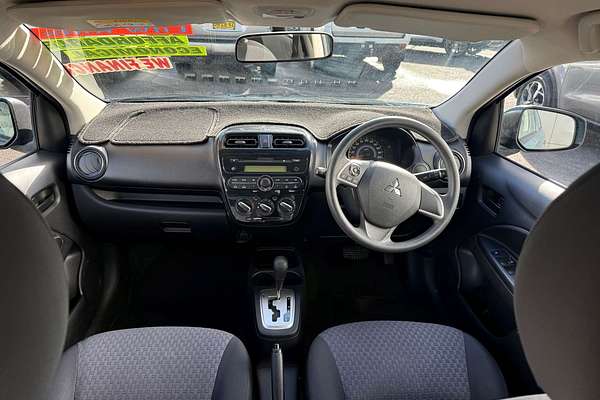 2016 Mitsubishi Mirage ES LA