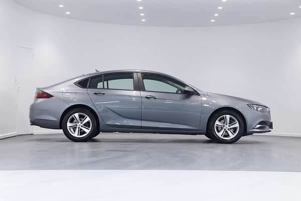 2020 Holden Commodore LT ZB
