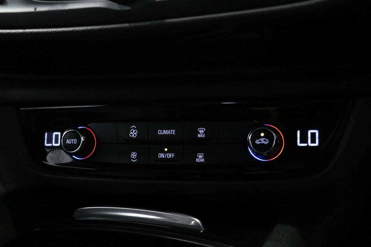 2020 Holden Commodore LT ZB