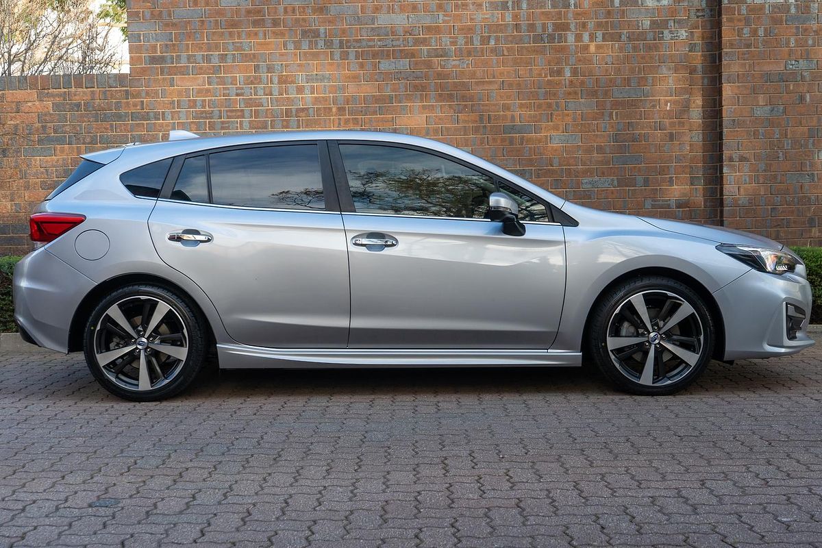 2017 Subaru Impreza 2.0i-S G5