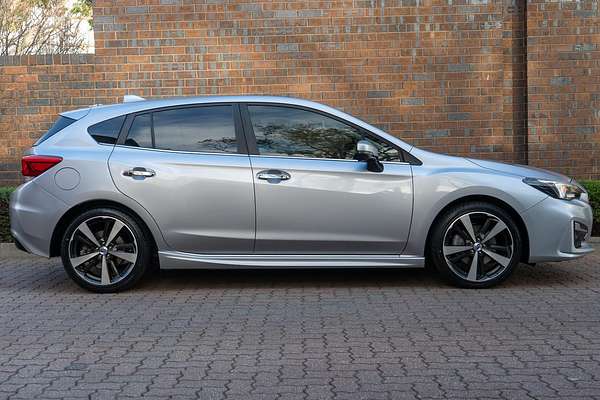 2017 Subaru Impreza 2.0i-S G5