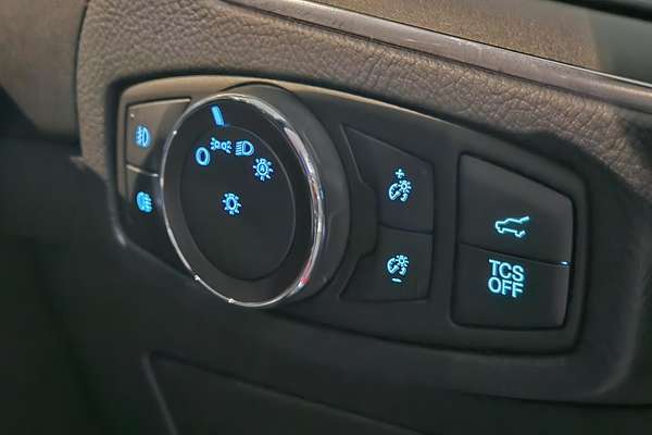 2019 Ford Endura ST-Line CA