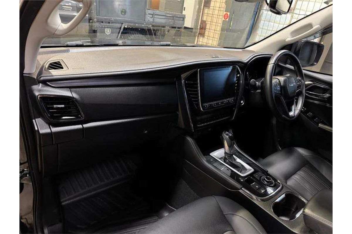 2023 Isuzu MU-X LS-T