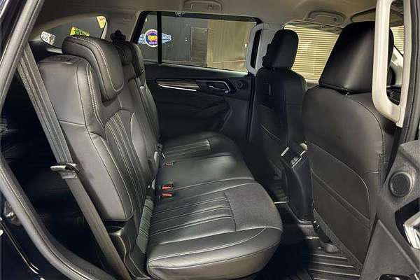 2023 Isuzu MU-X LS-T