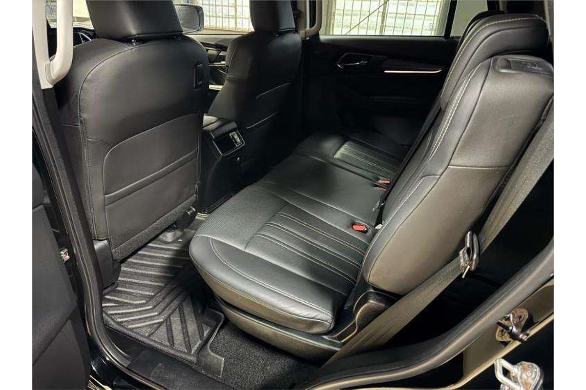 2023 Isuzu MU-X LS-T