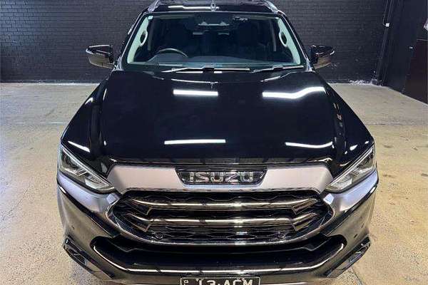 2023 Isuzu MU-X LS-T