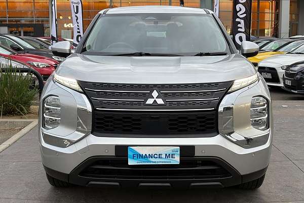 2024 Mitsubishi Outlander ES ZM