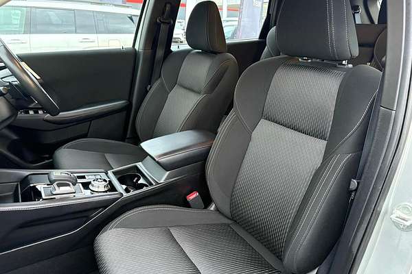 2024 Mitsubishi Outlander ES ZM