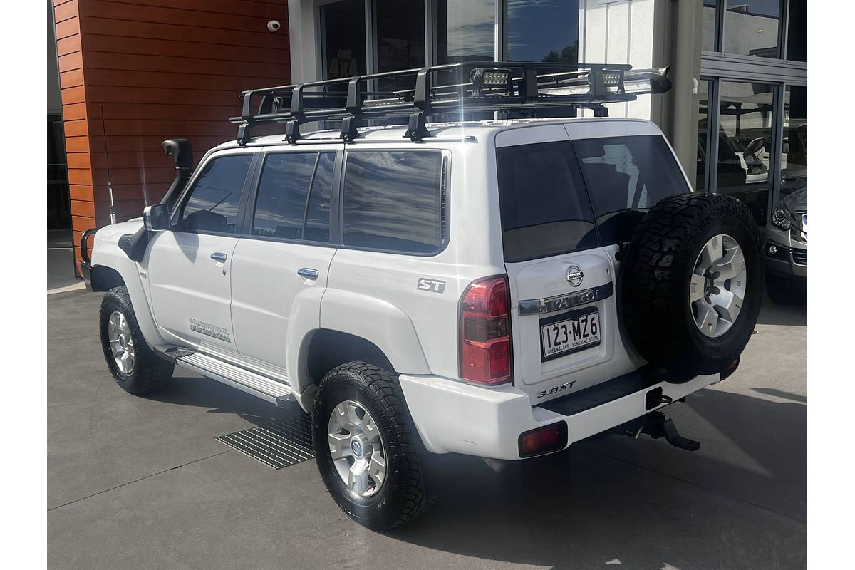2012 Nissan Patrol ST GU 8