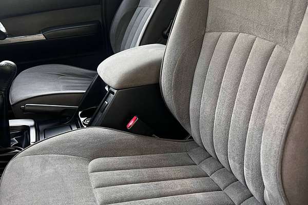 2012 Nissan Patrol ST GU 8