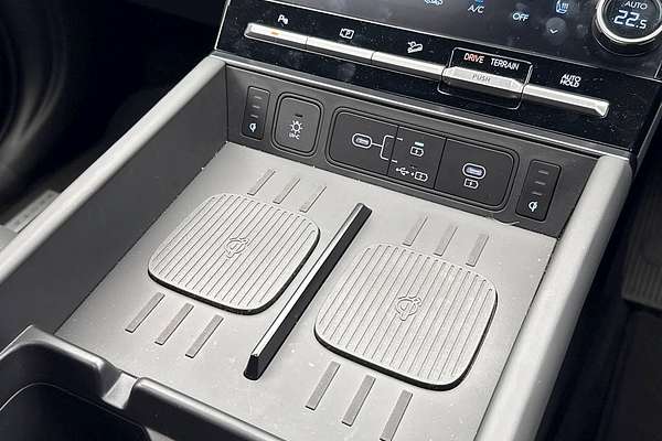 2024 Hyundai Santa Fe Hybrid Calligraphy MX5.V1