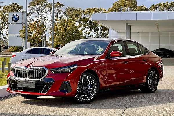 2025 BMW i5 eDrive40 M Sport G60
