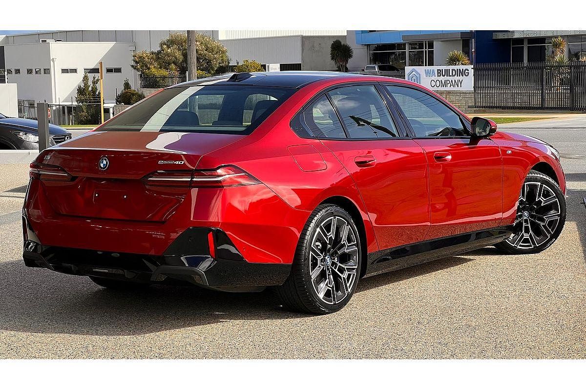 2025 BMW i5 eDrive40 M Sport G60