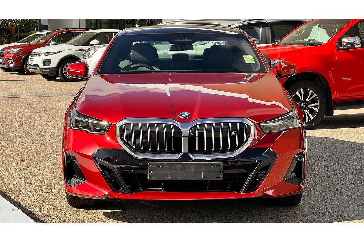 2025 BMW i5 eDrive40 M Sport G60