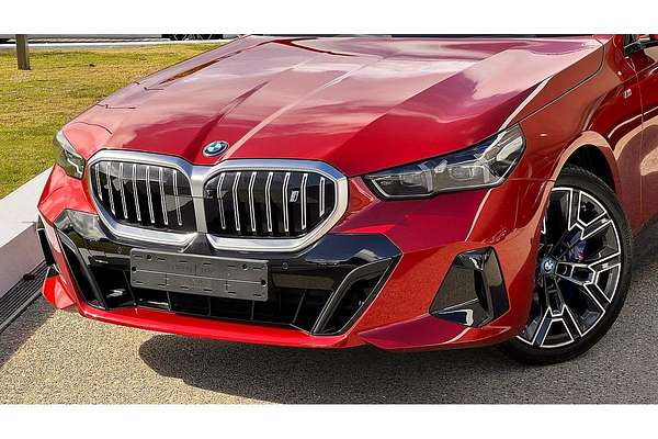 2025 BMW i5 eDrive40 M Sport G60