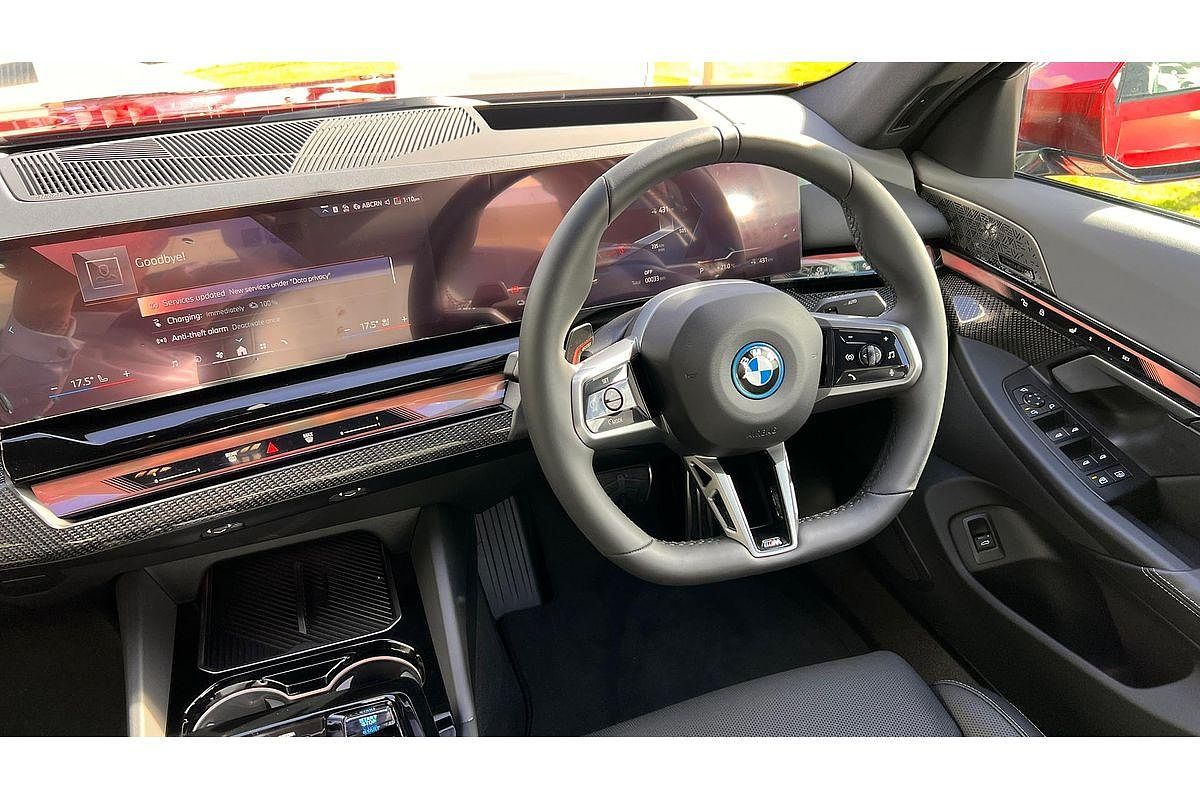 2025 BMW i5 eDrive40 M Sport G60