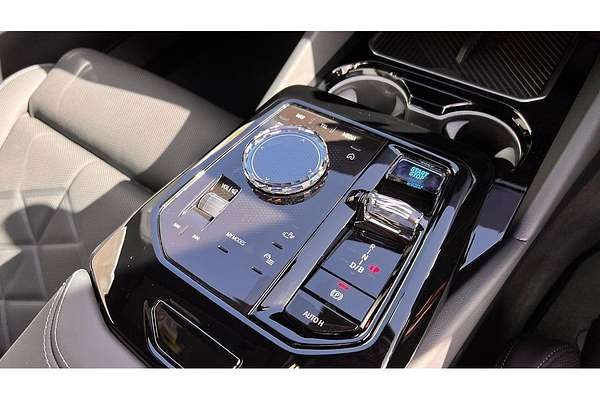 2025 BMW i5 eDrive40 M Sport G60